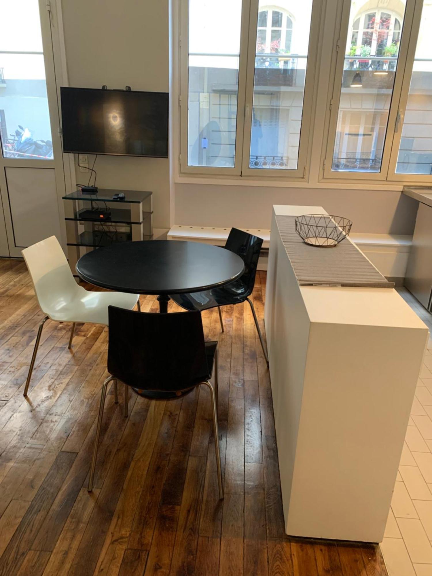 Loft Montmartre Au Pieds Des Vignes Apartment Paris Luaran gambar