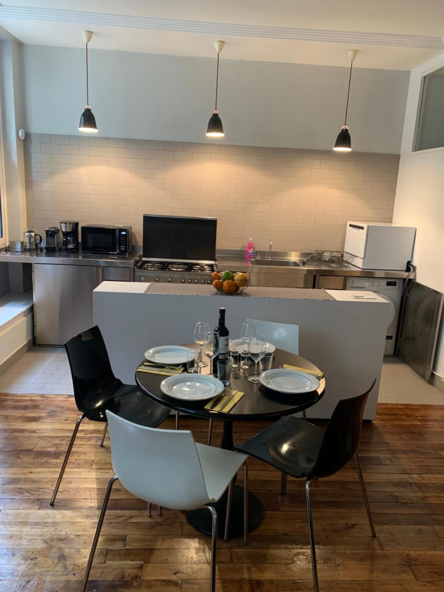 Loft Montmartre Au Pieds Des Vignes Apartment Paris Luaran gambar